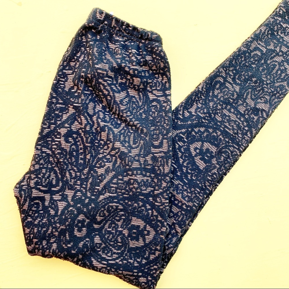 CHELSEA & VIOLET printed leggings XS lace pants sheer pant ladies damask print